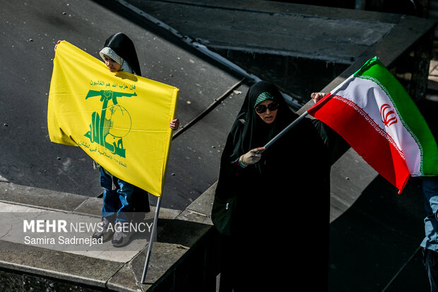 اجتماع بزرگ «دختران جان‌فدای ایران»