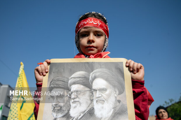 اجتماع بزرگ «دختران جان‌فدای ایران»