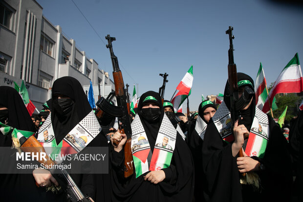 اجتماع بزرگ «دختران جان‌فدای ایران»