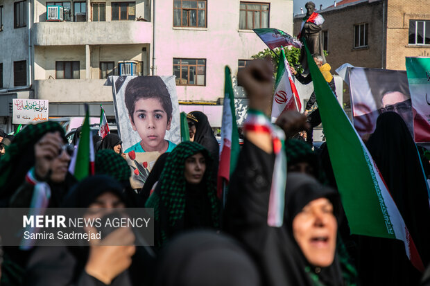 اجتماع بزرگ «دختران جان‌فدای ایران»