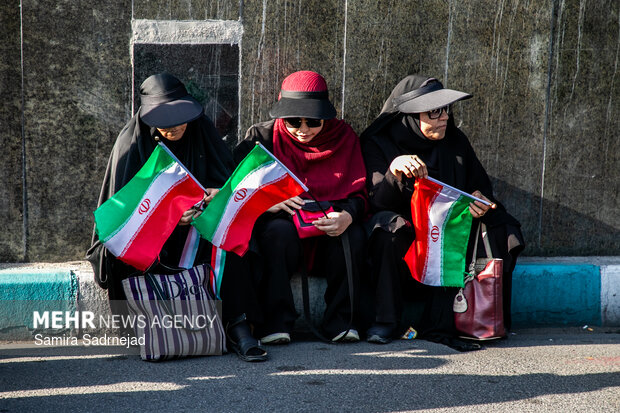اجتماع بزرگ «دختران جان‌فدای ایران»