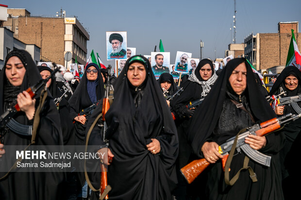 اجتماع بزرگ «دختران جان‌فدای ایران»