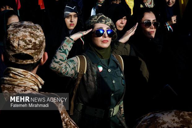 اجتماع بزرگ «دختران جان‌فدای ایران»