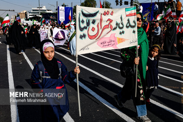 اجتماع بزرگ «دختران جان‌فدای ایران»