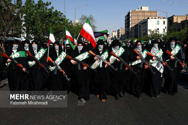 اجتماع بزرگ «دختران جان‌فدای ایران»