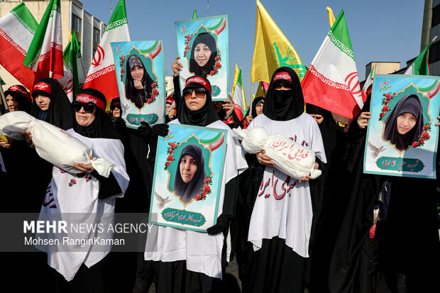 اجتماع بزرگ «دختران جان‌فدای ایران»