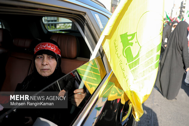 اجتماع بزرگ «دختران جان‌فدای ایران»