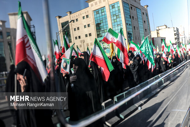 اجتماع بزرگ «دختران جان‌فدای ایران»
