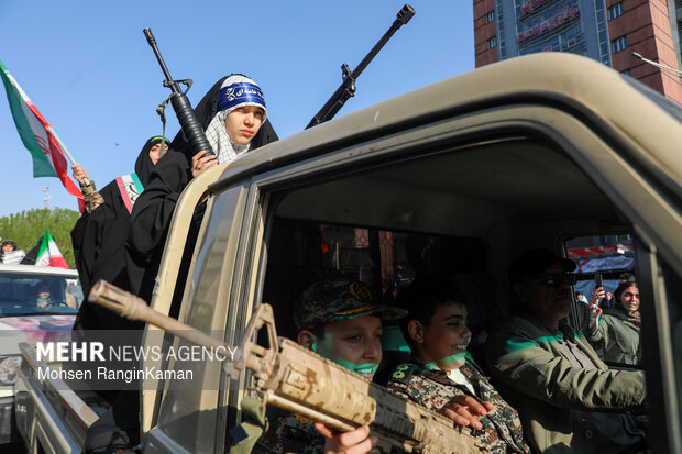 اجتماع بزرگ «دختران جان‌فدای ایران»