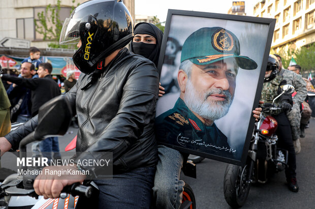 اجتماع بزرگ «دختران جان‌فدای ایران»