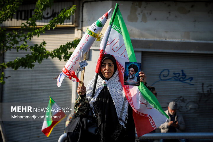 اجتماع بزرگ «دختران جان‌فدای ایران»