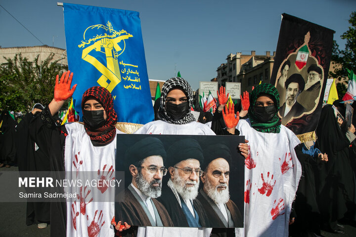 اجتماع بزرگ «دختران جان‌فدای ایران»