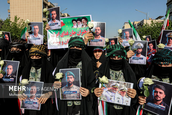 اجتماع بزرگ «دختران جان‌فدای ایران»