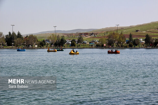 معجزه بهار در بستر پرآب سراب اساطیری نیلوفر کرمانشاه