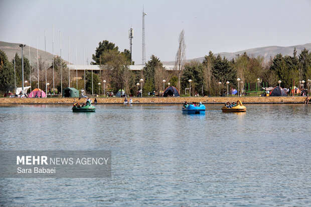 معجزه بهار در بستر پرآب سراب اساطیری نیلوفر کرمانشاه