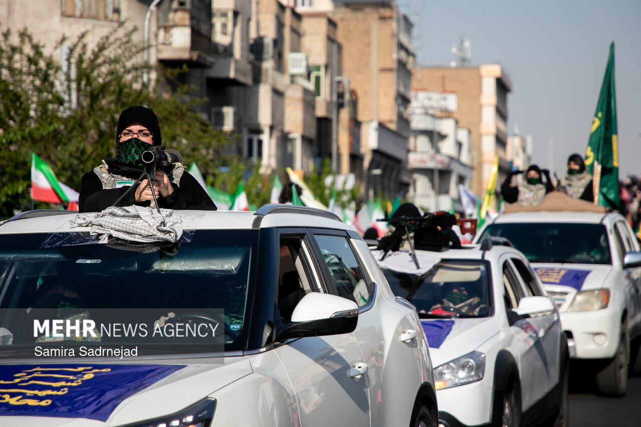 اجتماع "البنات الفدائيات لايران"