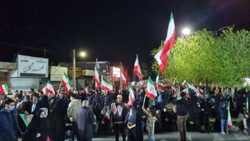 حضور پرشور ساوجی‌ها در چهل و هشتمین شب استقامت و ایستادگی