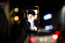 Isfahan mourns for martyred Leader