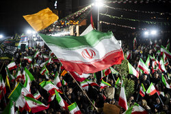 پیام دهه نودی های تهران به ترامپ قمارباز