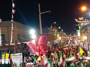 فریاد مردم اسفرورین در چهل و هشتمین شب حماسه؛ ما ایستاده ایم