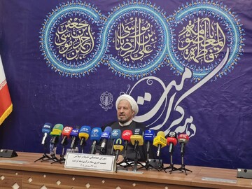 گرامیداشت دهه کرامت با ۱۵۰ هزار برنامه؛ روز دختر به یاد شهدای میناب