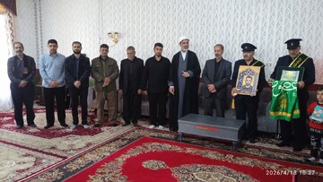 خادمان کریمه اهل بیت(س) با خانواده شهید عبدی دیدار کردند