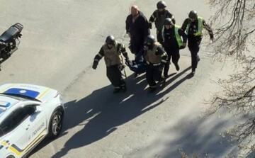 تیراندازی و گروگان‌گیری در پایتخت اوکراین؛ کشته و زخمی شدن ۱۵ نفر+فیلم