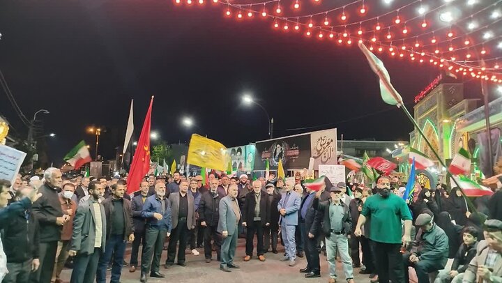 گزارش میدانی خبرنگار مهر از آستانه؛ مردم همچنان در میدان هستند