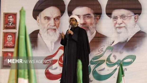 حجت الاسلام احسانی فر: وعده پیروزی خداوند به مردم قطعی است