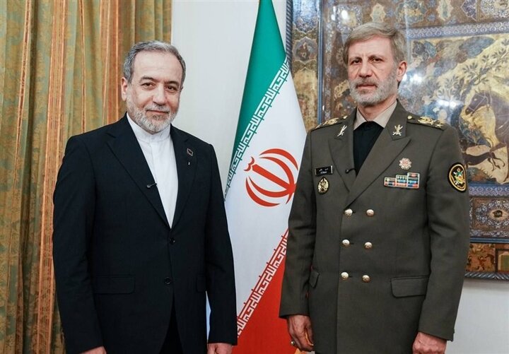 FM hails Iran Army for safeguarding natl. security