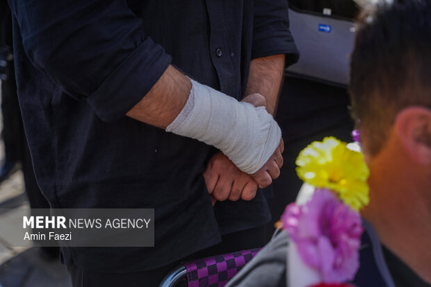 استقبال از ملوانان ناو شکن دنا در شیراز