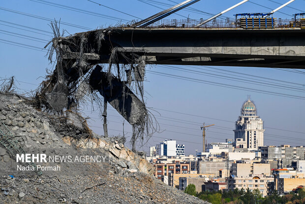 بازدید نیکزاد و اعضای کمیسیون عمران از پل B1 کرج