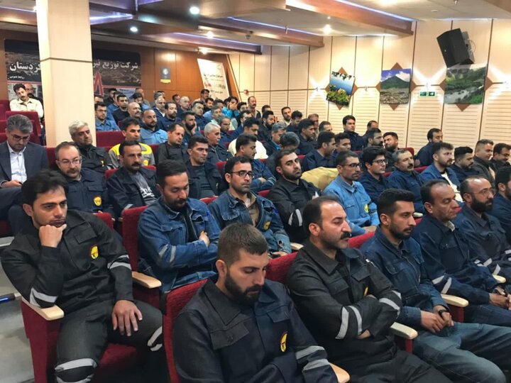 معاون استاندار کردستان: سیمبانان رزمندگان خط مقدم خدمترسانی هستند