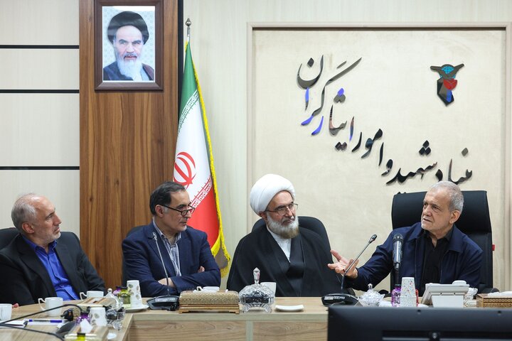 نباید در برابر فداکاری خانواده شهدا و ایثارگران قصور کنیم