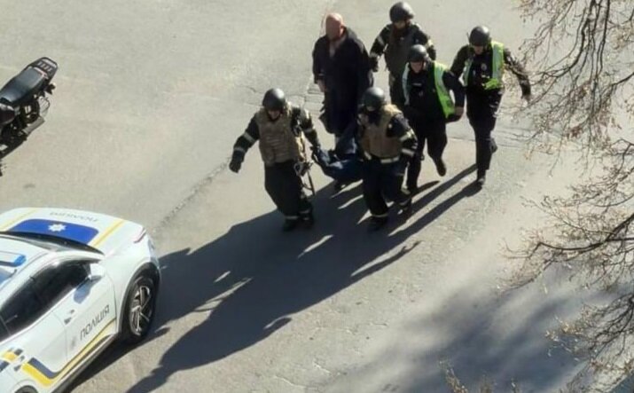 تیراندازی و گروگان‌گیری در پایتخت اوکراین؛ کشته و زخمی شدن ۱۵ نفر+فیلم