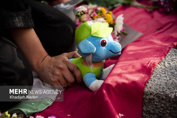 همایش مادران و دختران در اصفهان