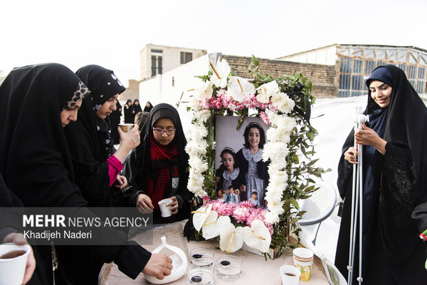 همایش مادران و دختران در اصفهان