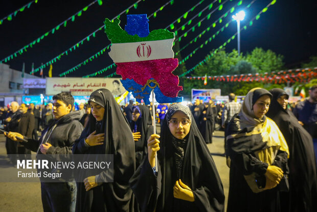 میدان‌داری مردم ساری به عشق ایران