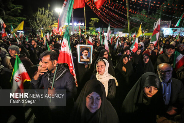 میدان‌داری مردم ساری به عشق ایران