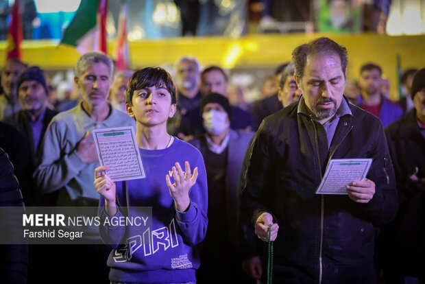 میدان‌داری مردم ساری به عشق ایران