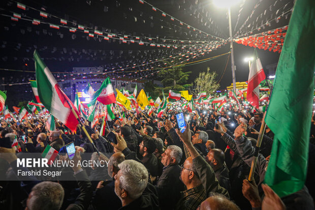 میدان‌داری مردم ساری به عشق ایران