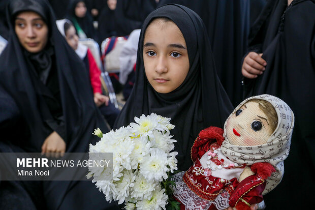 دختران آسمانی میثاق