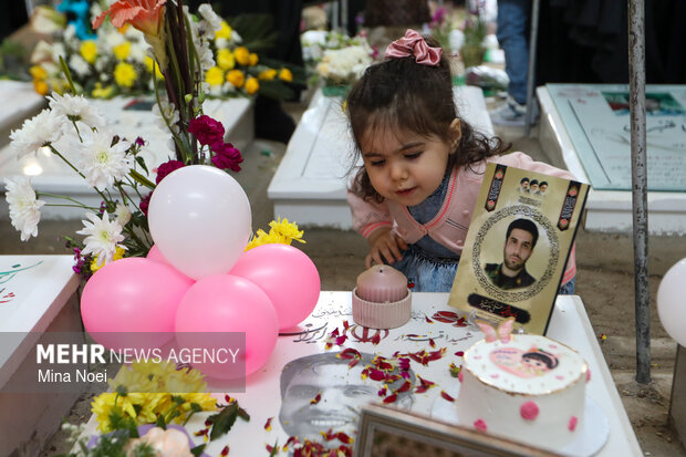 دختران آسمانی میثاق