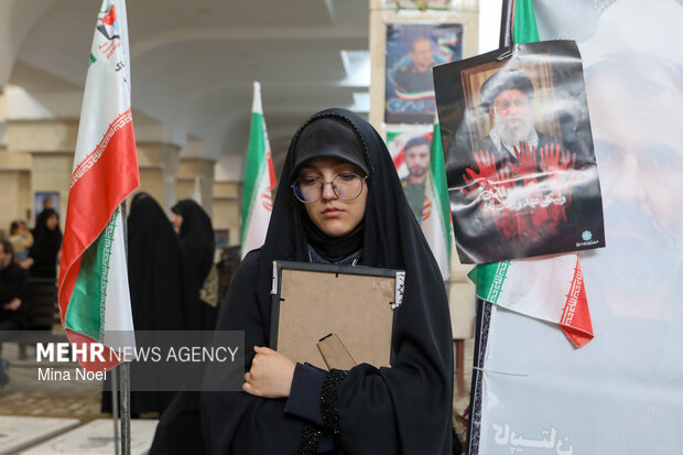 دختران آسمانی میثاق