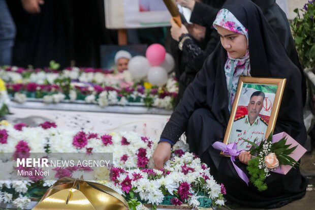 دختران آسمانی میثاق