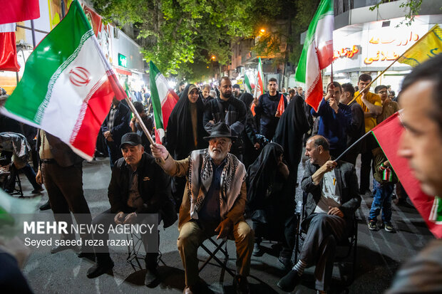 Tehraners denounce US-Israeli aggression against Iran

