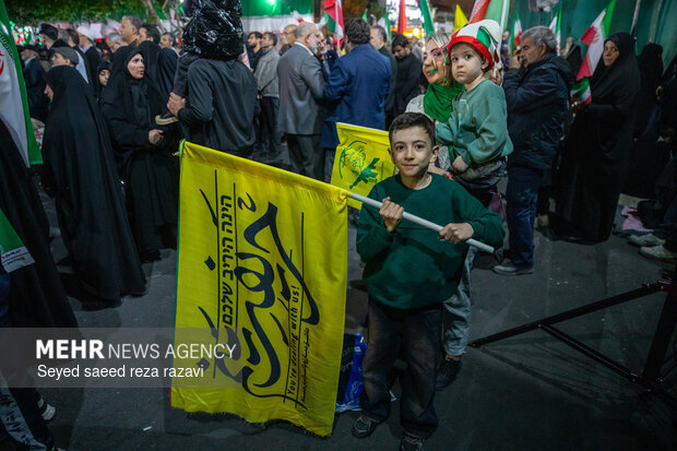 Tehraners denounce US-Israeli aggression against Iran
