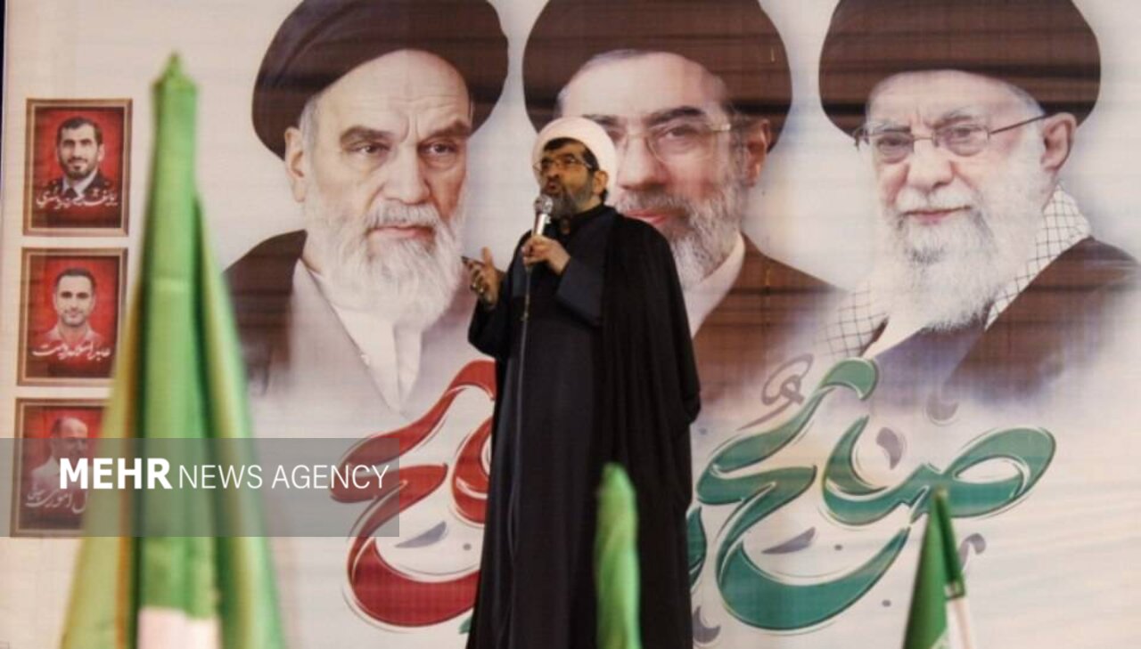 حجت الاسلام احسانی فر: وعده پیروزی خداوند به مردم قطعی است