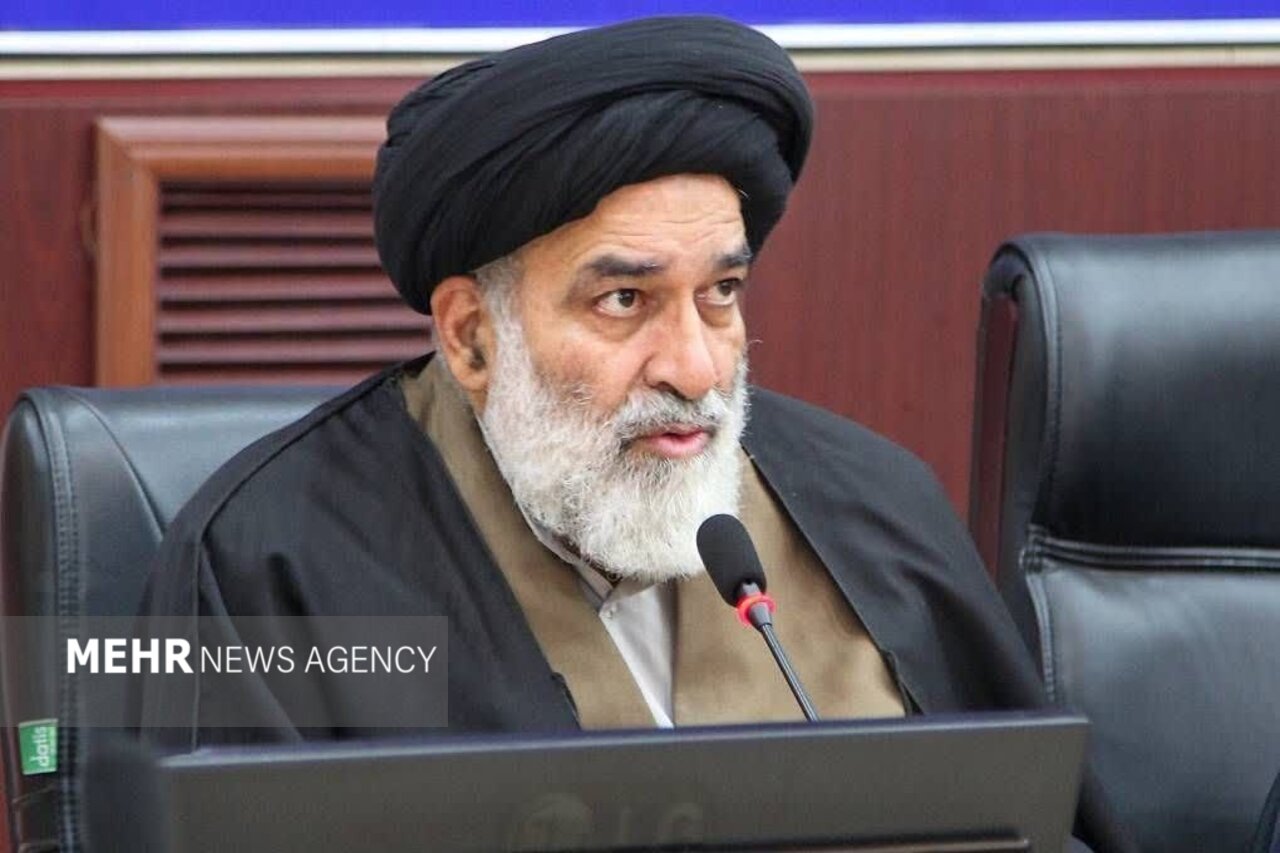 برنامه‌های ویژه روز معلم در میادین تهران