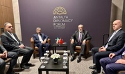 دبلوماسيون إيرانيون وأتراك رفيعو المستوى يعقدون مشاورات حول آخر التطورات في غرب آسيا